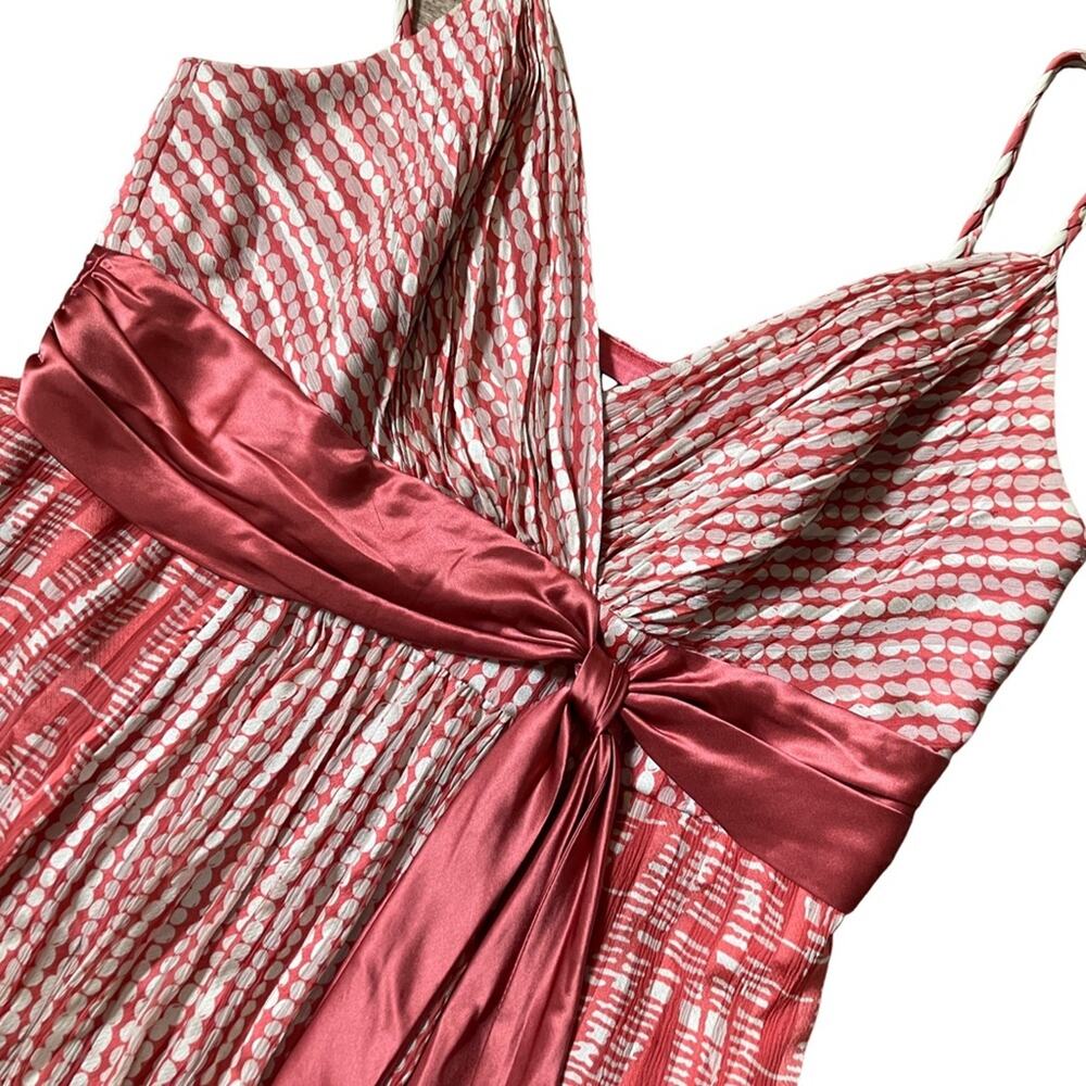BCBG Max Azria Coral and Cream Pleated V-Neck Sundress size 8 - Picture 4 of 11